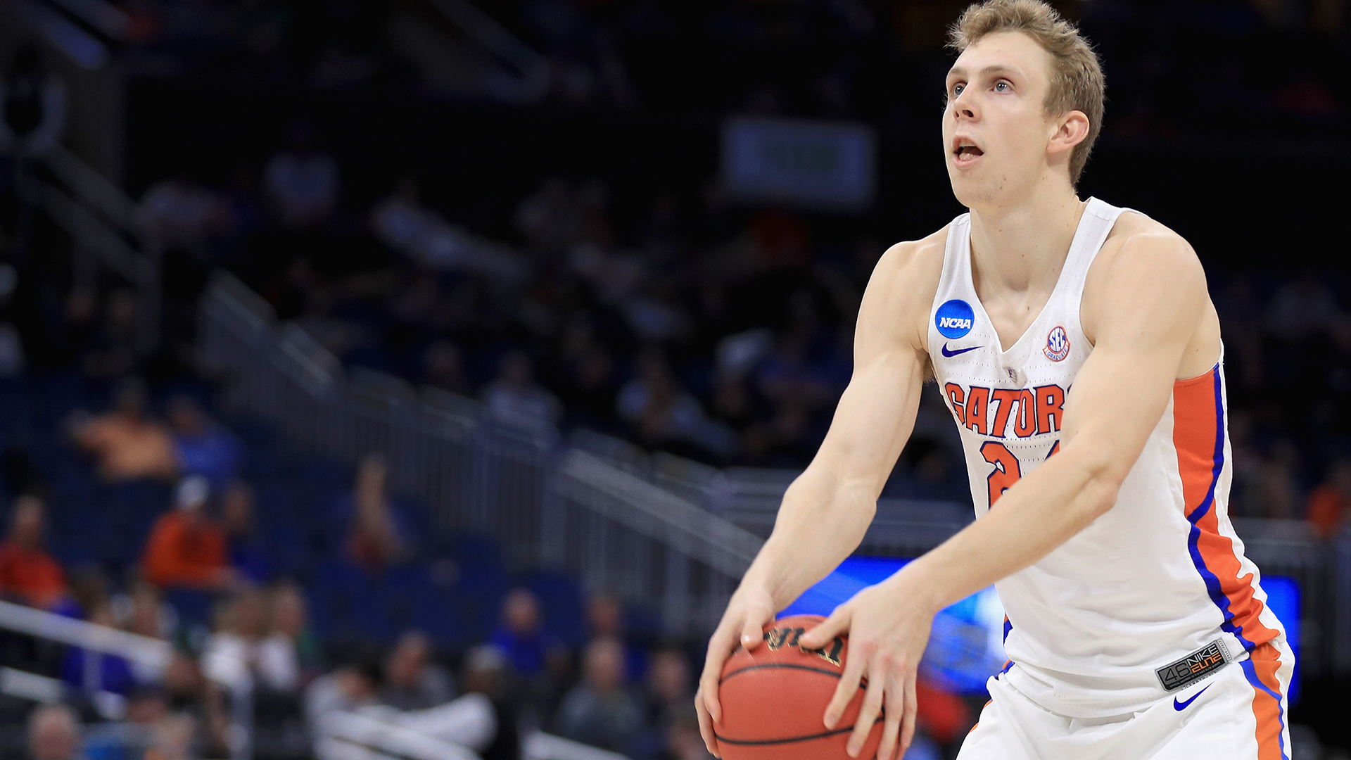 Canyon Barry shooting his iconic "granny style" free throw at Florida. (Photo by Getty Images)