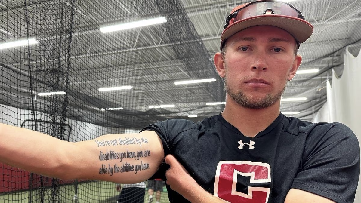 DIII Central College - Colton DeRocher - Men's Baseball