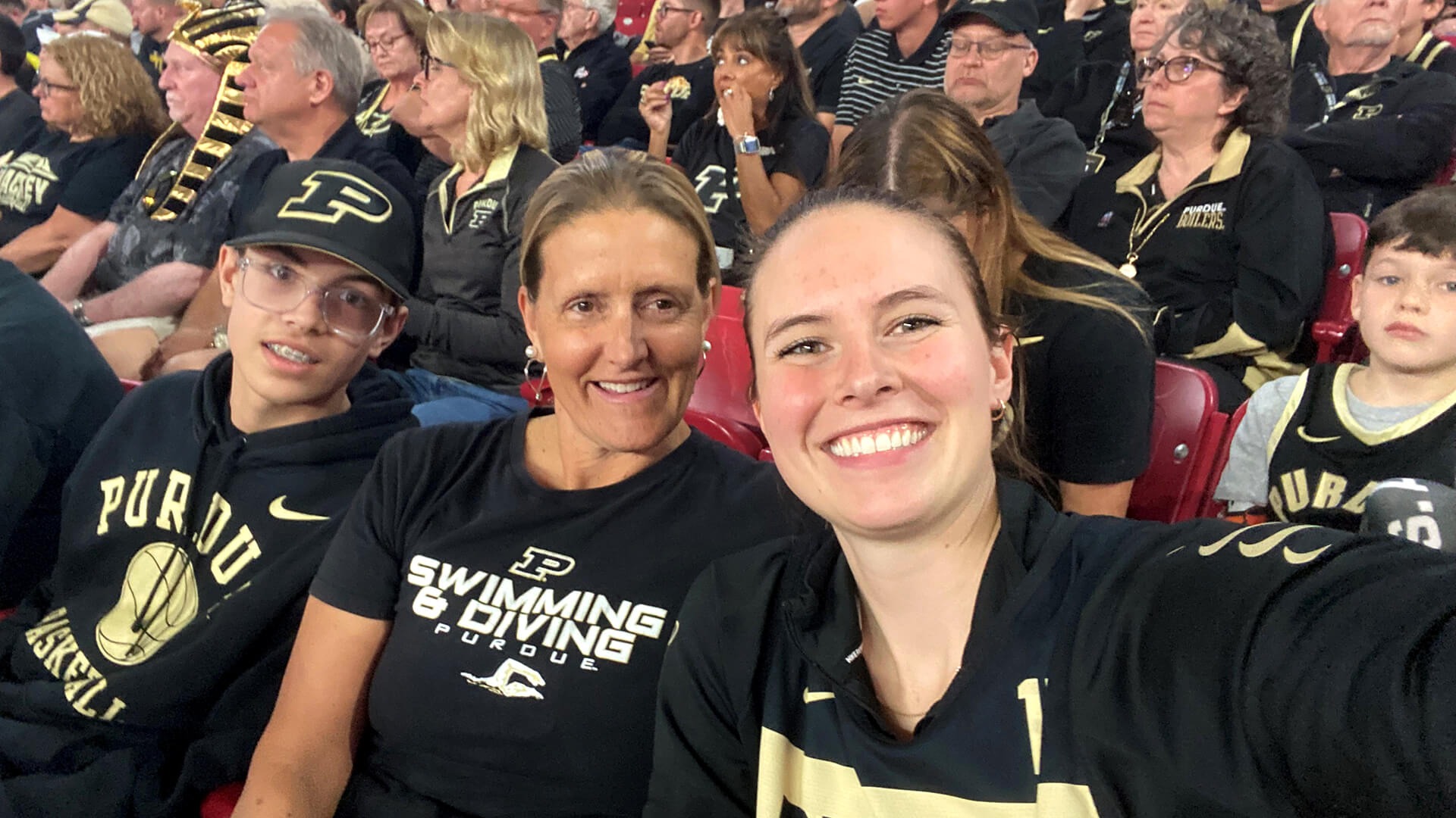 Former Purdue women's basketball player Léony Boudreau, right, met with mentor Julie Dussliere when the Boilermaker men's basketball team played in Phoenix during the Final Four. (Photo courtesy of Julie Dussliere)
