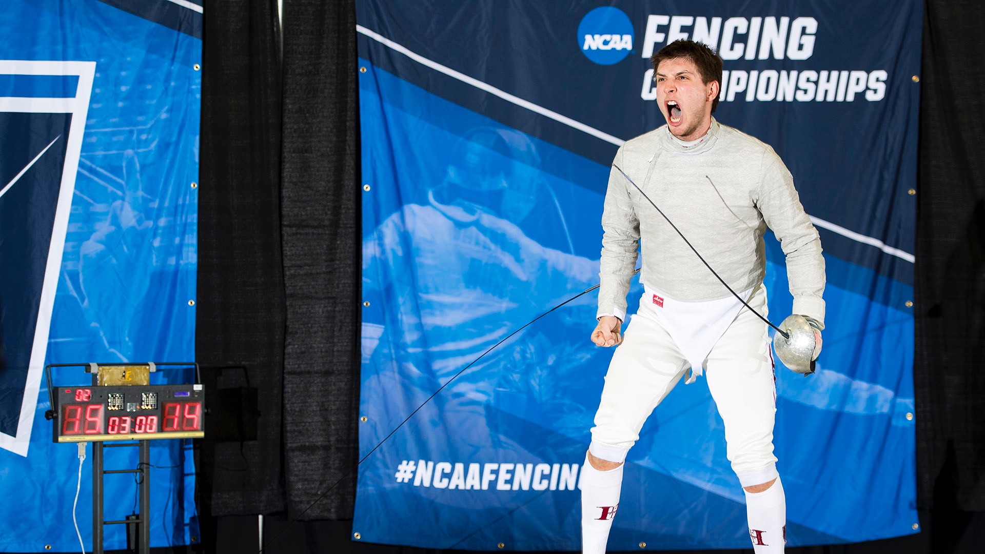 While at Harvard, Dershwitz was named to the All-Ivy first team and All-America first team in 2015 and 2017, respectively. He also won gold in saber at the world junior championships in 2015