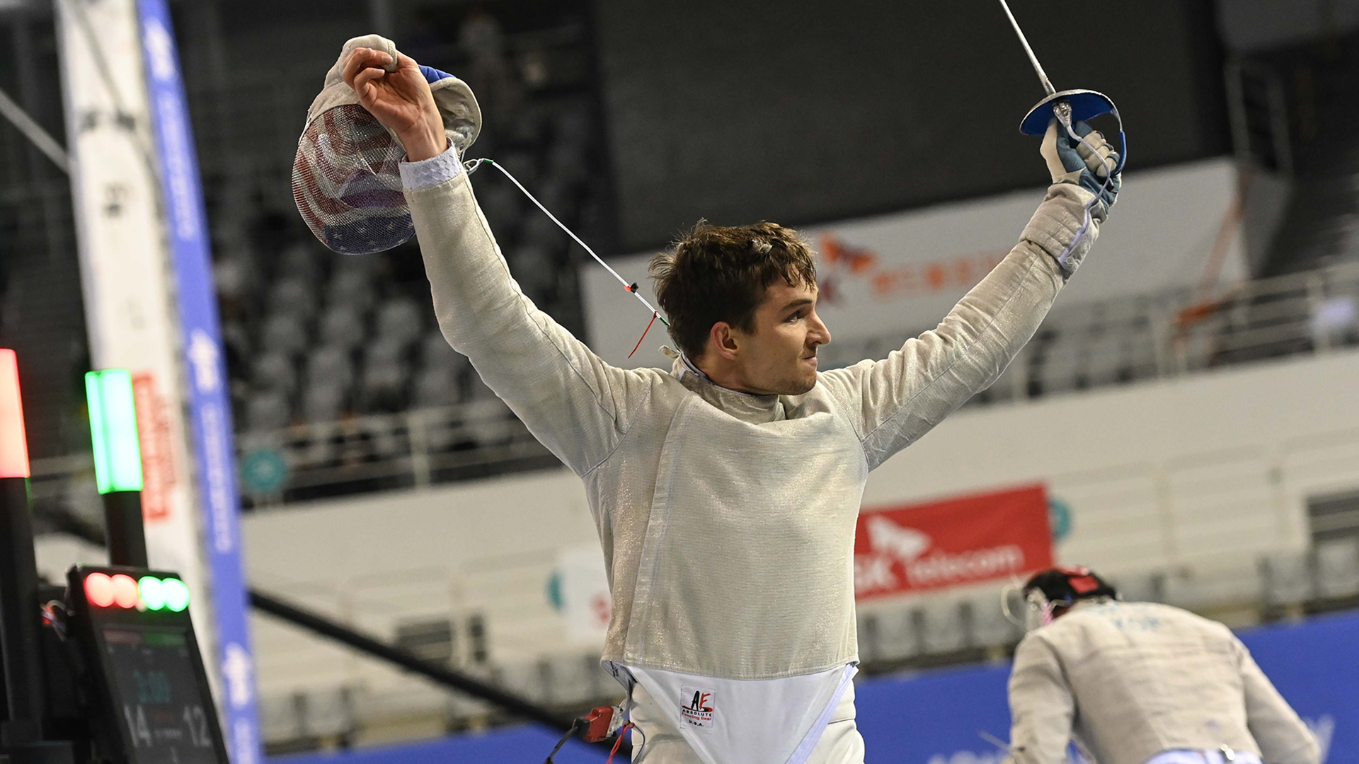 Filip Dolegiewicz, an NCAA champion and Harvard alumnus, brings his strong bond with teammates to the U.S. Olympic men's sabre team.