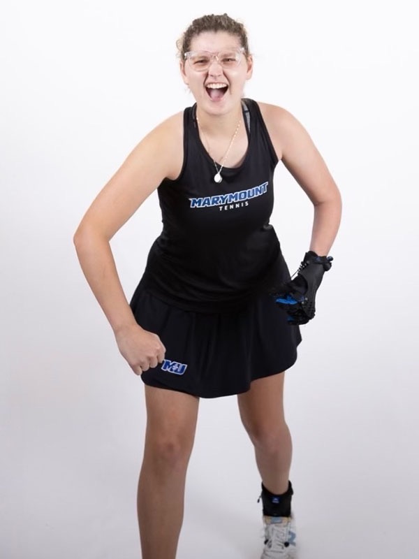 Loiseau's resilience and strength earned her the 2026 NCAA Inspiration Award.