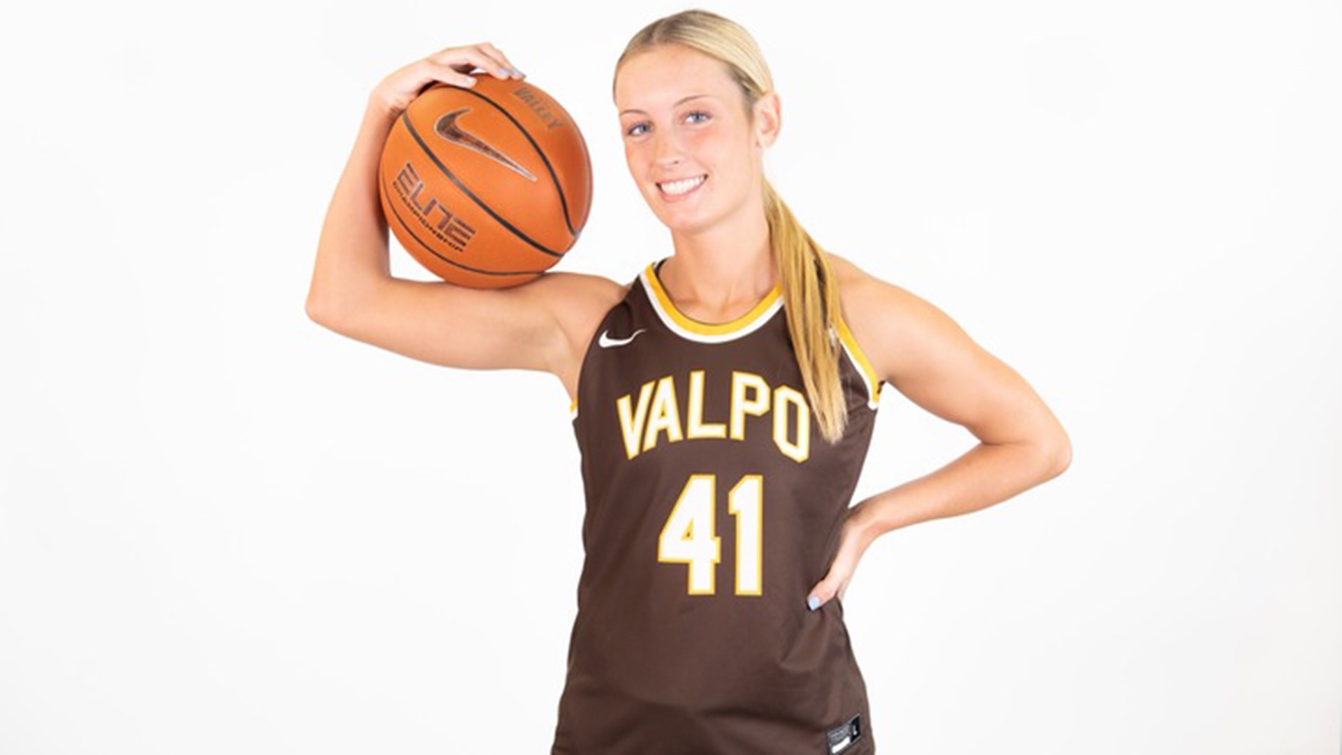 Jayda Johnston - Valpo Women's Baskball