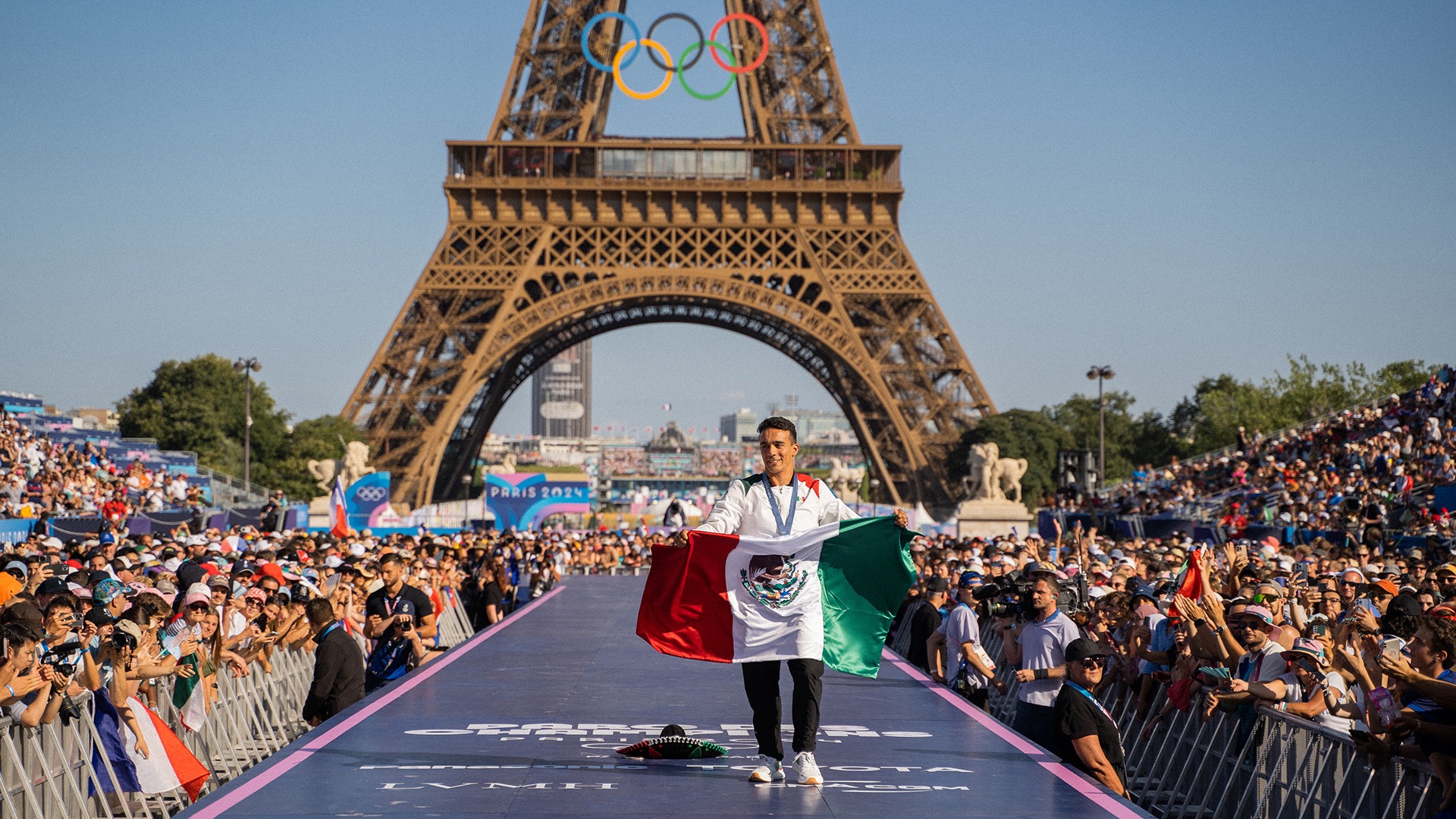 LSU diver credits Mexican heritage, never-give-up attitude for Olympic medal