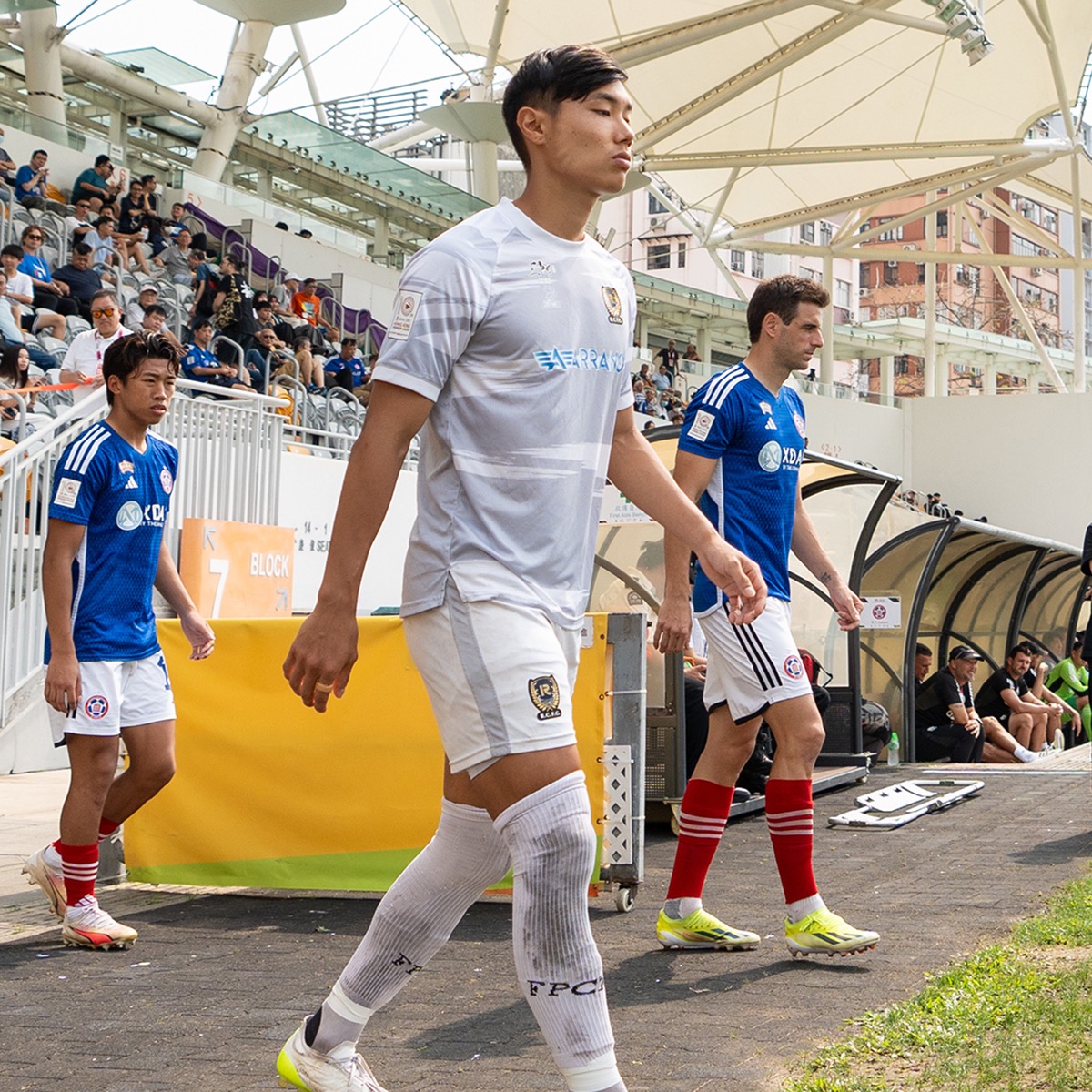 Umeda taking the filed as a professional soccer player