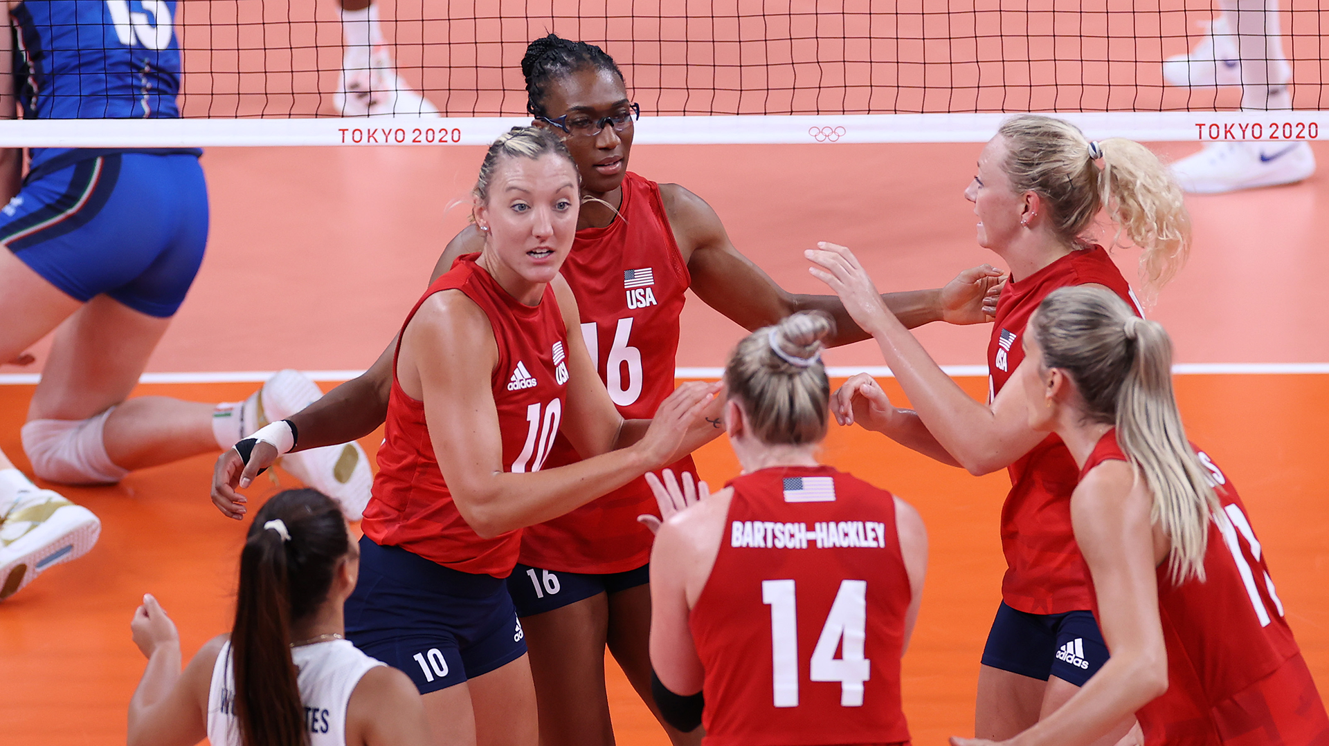 OMH Jordan Larson DI Women's Volleyball 
