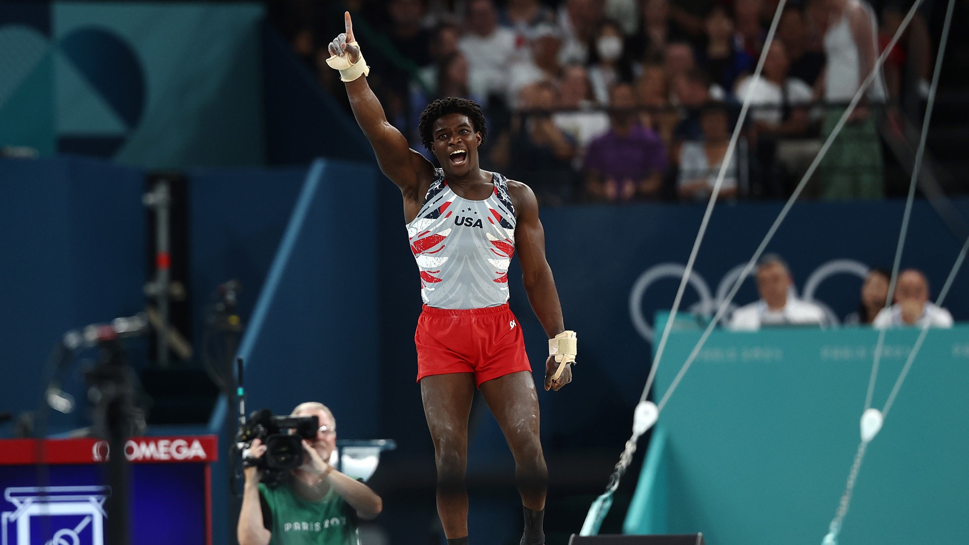 Richard recorded team-high scores in the floor exercise, parallel bars and horizontal bar, playing a vital role in securing the bronze medal for Team USA.