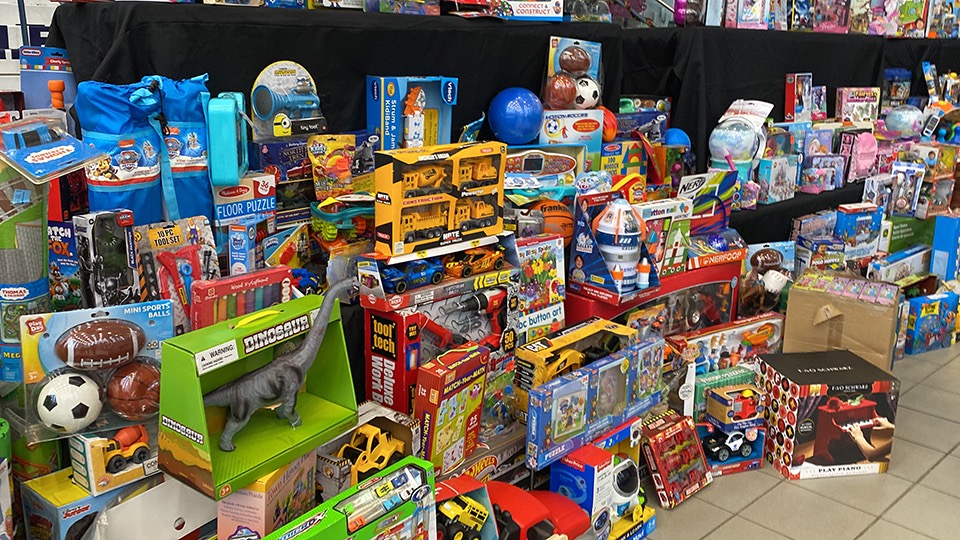 Student-athletes organized multiple toy drives, collectively gathering thousands of toys and $500 in contributions.