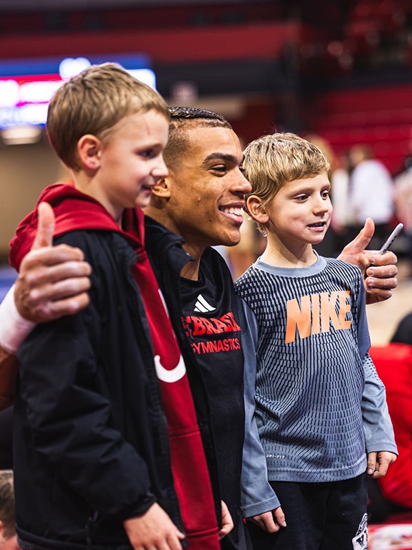 Sam Phillips 1: Phillips poses with young fans.