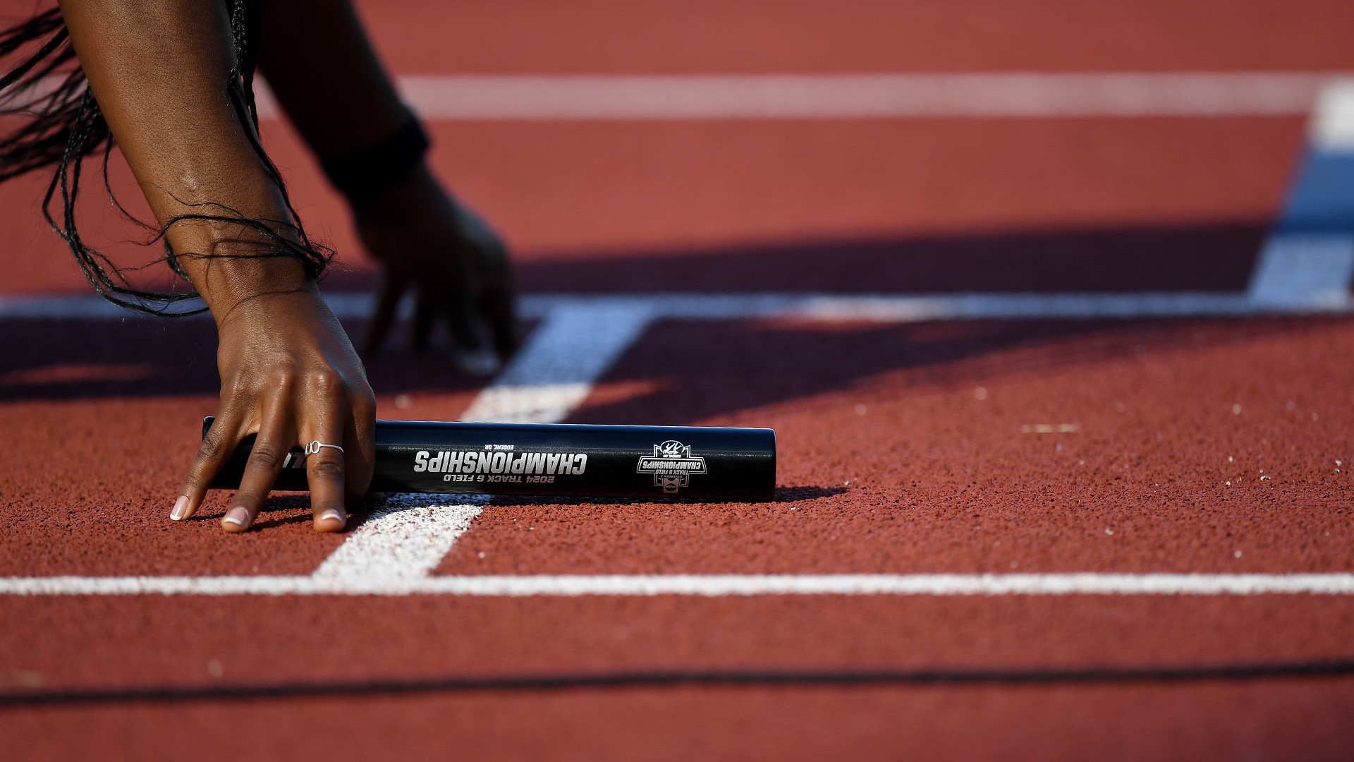 Rules committee makes proposals regarding shoes, track and field lane violations