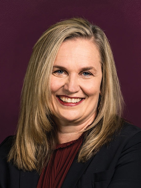 Amy Folan Headshot