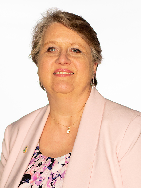 Joan Nissen Heashot