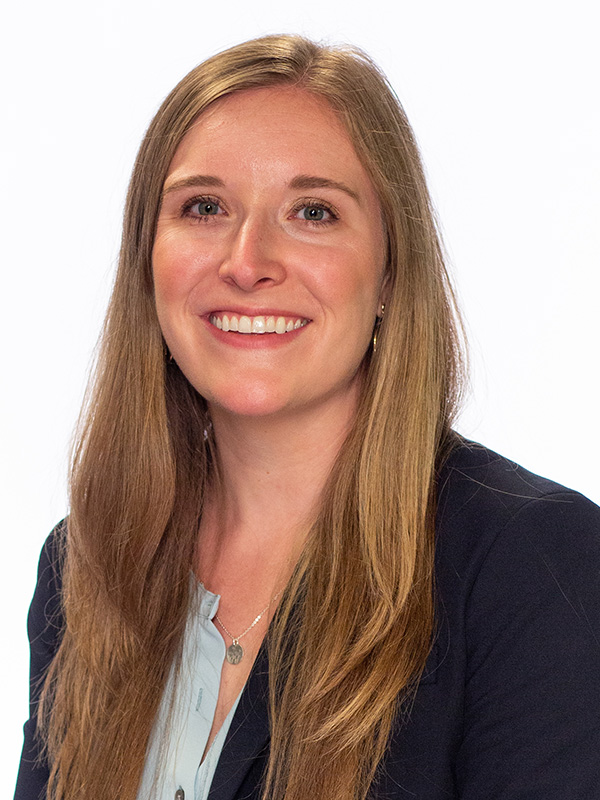 Gretchen Miron Headshot