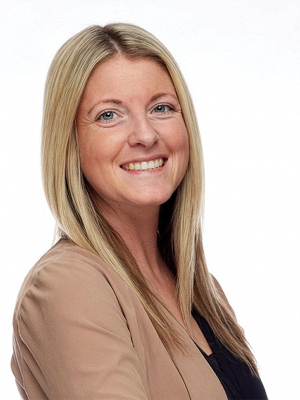 Sara Clark Headshot