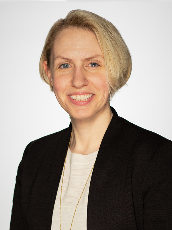 Anne Rohlman Headshot