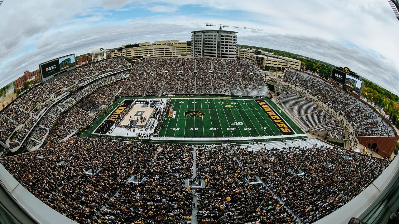 Iowa women’s basketball outdoor game