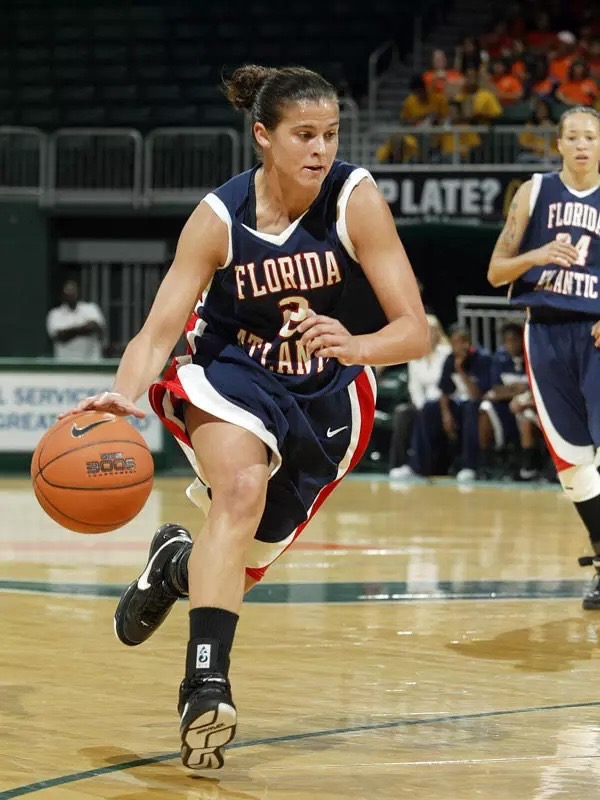Brittany Bowe was a point guard at Florida Atlantic from 2006-10, averaging 12.2 points and 4.7 assists per game as a senior. (Photo courtesy of Florida Atlantic)