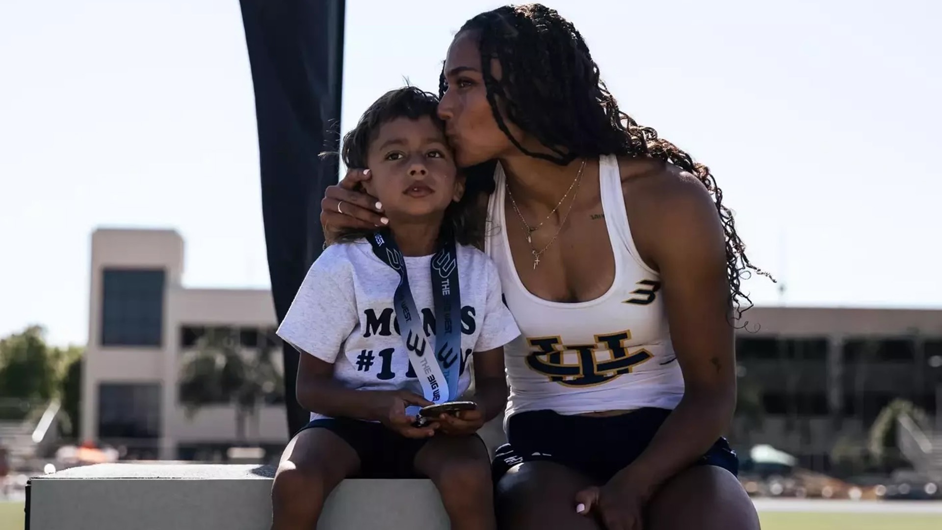 Jolie Robinson wtrack 2025 big-west