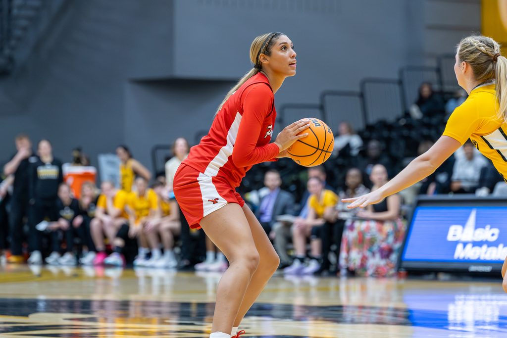 Hernandez was named the Horizon League’s Sixth Player of the Year in 2026. She led the league with 63 blocked shots.